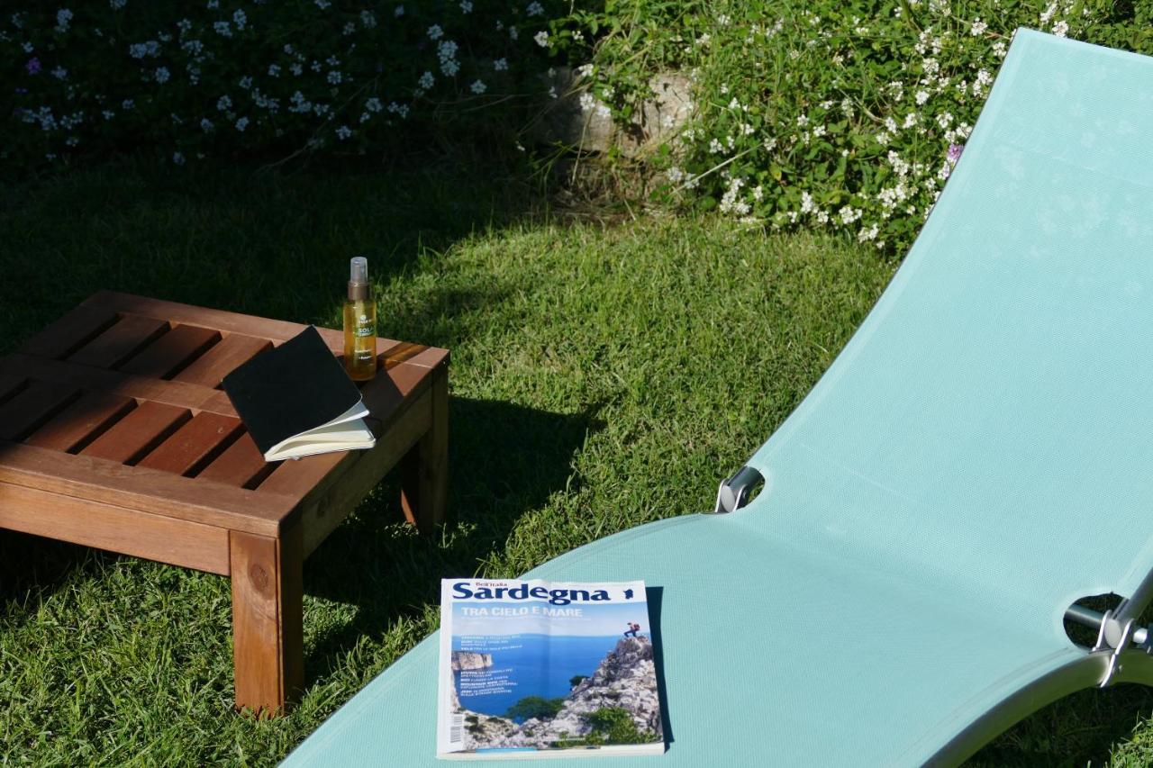 La Vignaredda - Residenza Di Charme Hotel Aggius Bagian luar foto